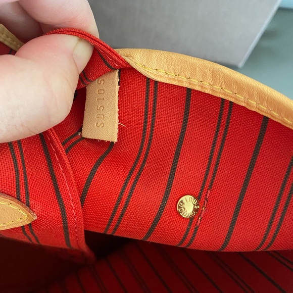 ❌SOLD❌Louis Vuitton Neverfull MM - Picture 7 of 17